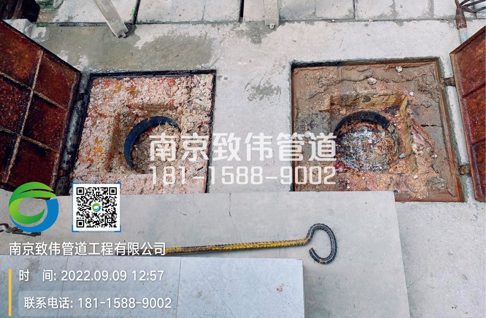 吉庆工地食堂隔油池油污清理施工现场